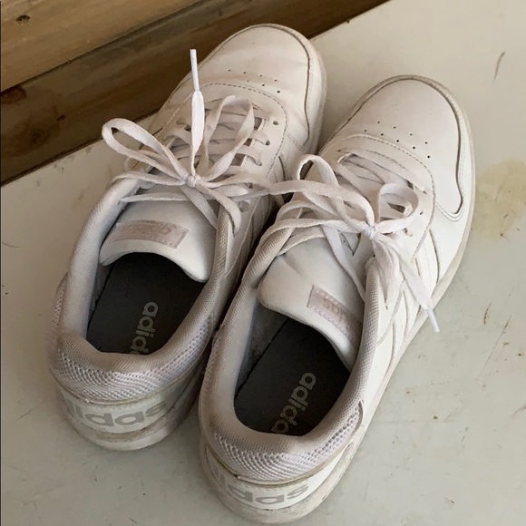 Adidas shoes - Picture 3 of 3